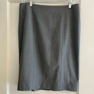 Ann Taylor Grey Pencil Skirt Size 10.
